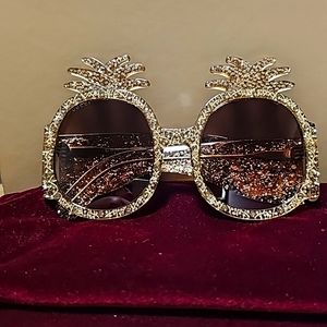 Gucci Hollywood Forever Pineapple Crystal Stud Gold Glitter 0150 Runway GG0150S